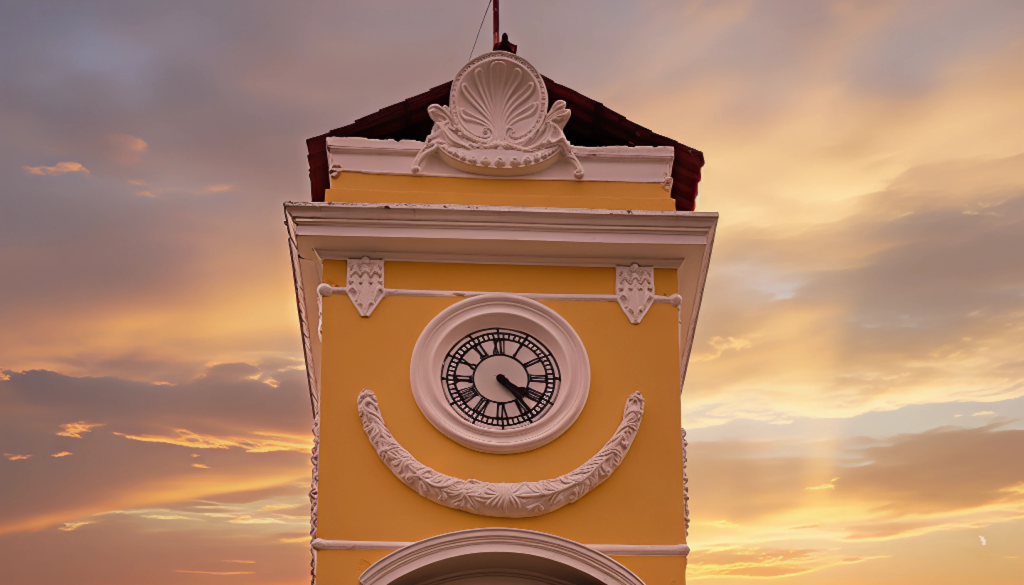 “Aniversario del Reloj Municipal: Un Homenaje a Nuestra Historia | Hunucmá”